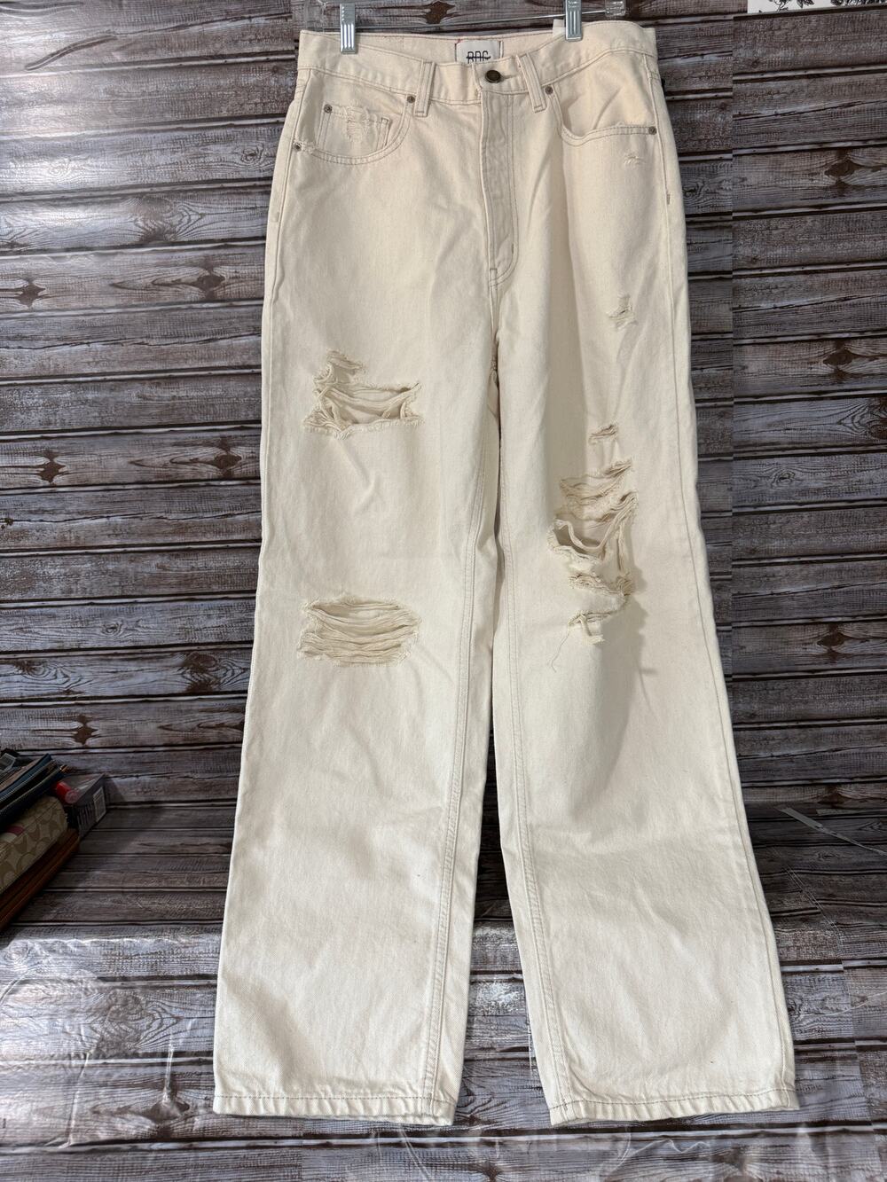BDG NWT Off White Jeans High Rise Baggy Size 30
